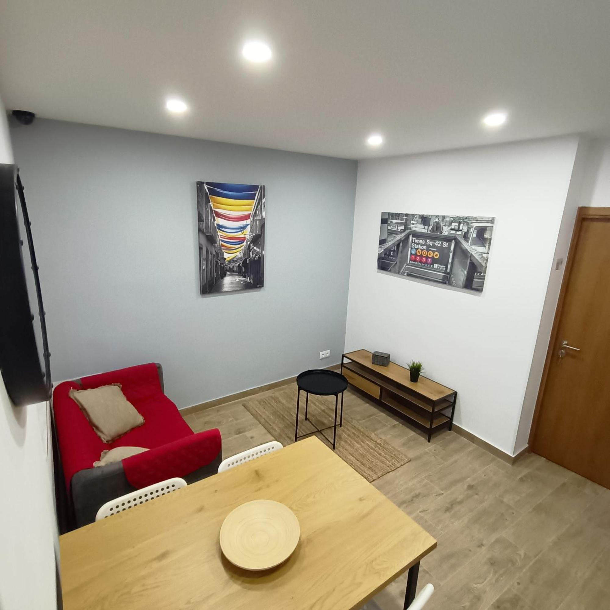 Good Vibes - Lagos Guesthouse Luaran gambar