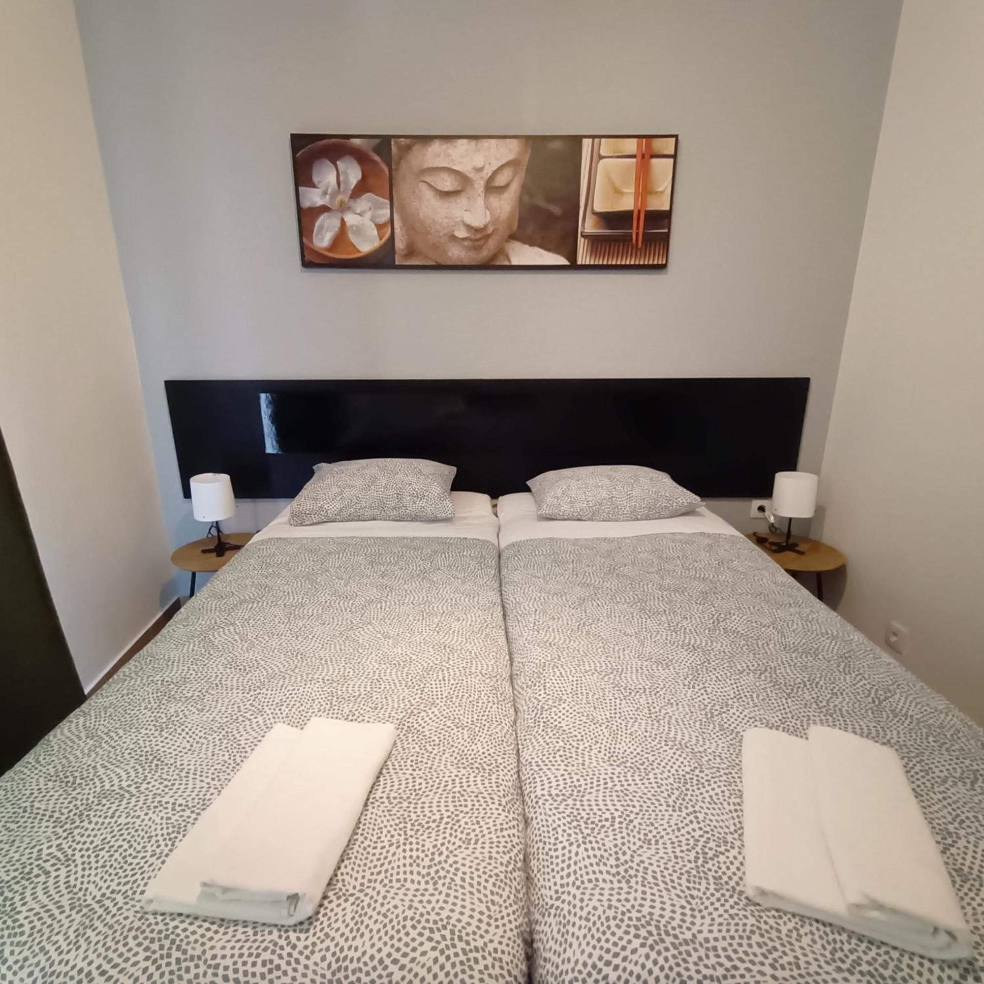 Good Vibes - Lagos Guesthouse Luaran gambar